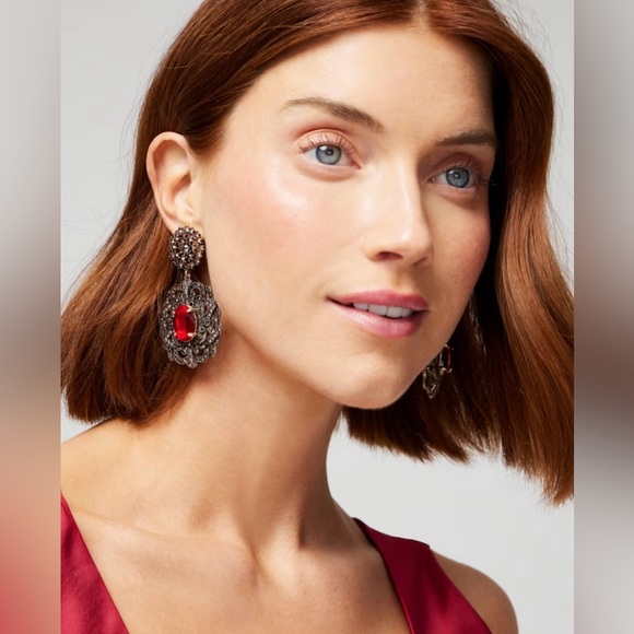 WHBM statement drop earring - Picture 3 of 13